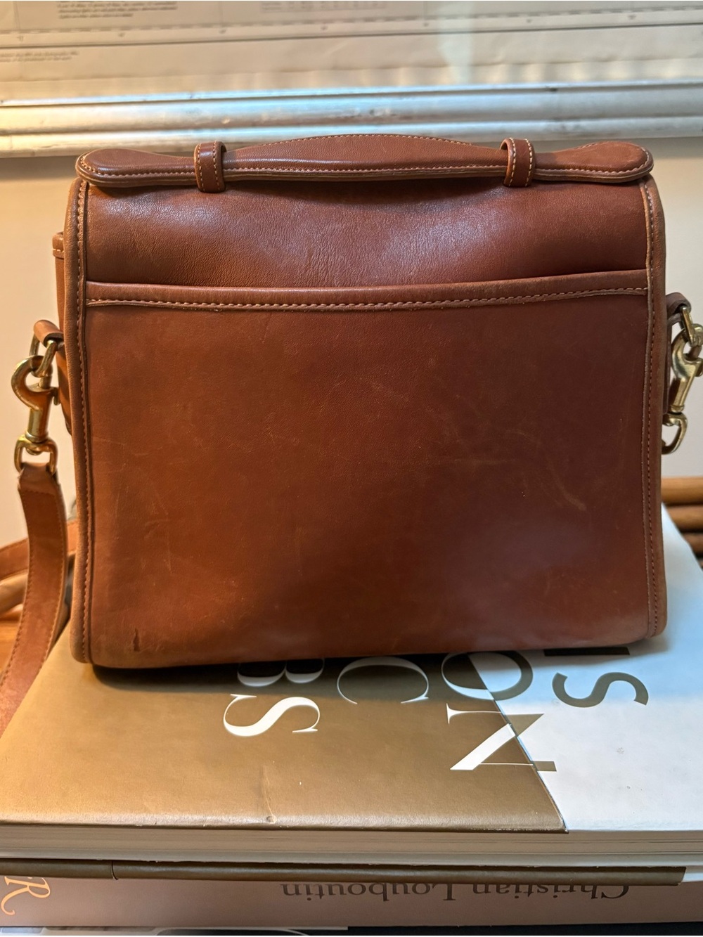 Vintage Coach Brown Leather Top-Handle Crossbody with Gold Hardware - Picture 4 of 6